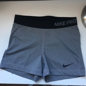 Grey Nike Spandex Size Medium